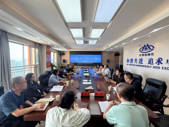 區(qū)人大開(kāi)展《工會(huì)法》執(zhí)法檢查 助力構(gòu)建和諧穩(wěn)定勞動(dòng)關(guān)系